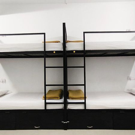 Hostel Stayzo Kochi Dış mekan fotoğraf